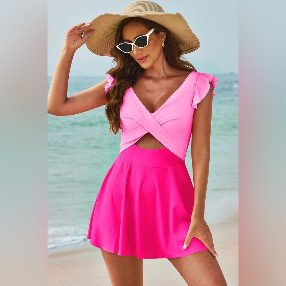 CUTOUT V-NECK CAP SLEEVE ONE-PIECE SWIMWEAR Plus